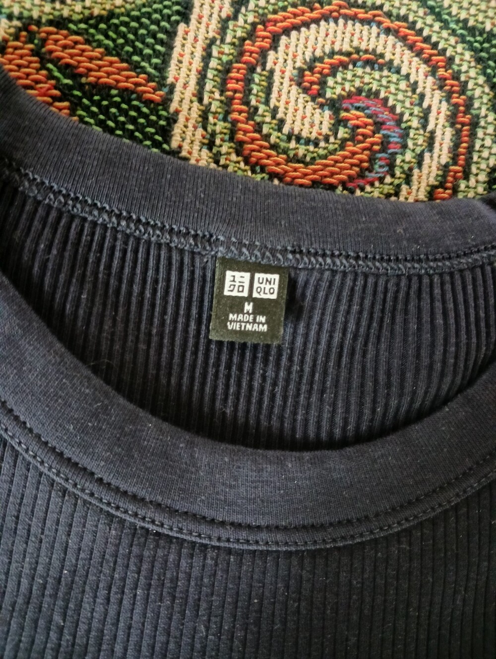 Uniqlo Supima Cotton Ribbed Tee - Picture 7 of 8